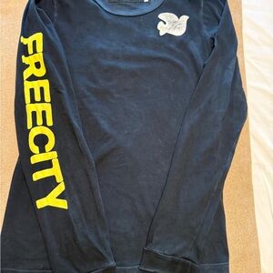 FREECITY Artist Wanted Super Vintage Long-Sleeve Tee